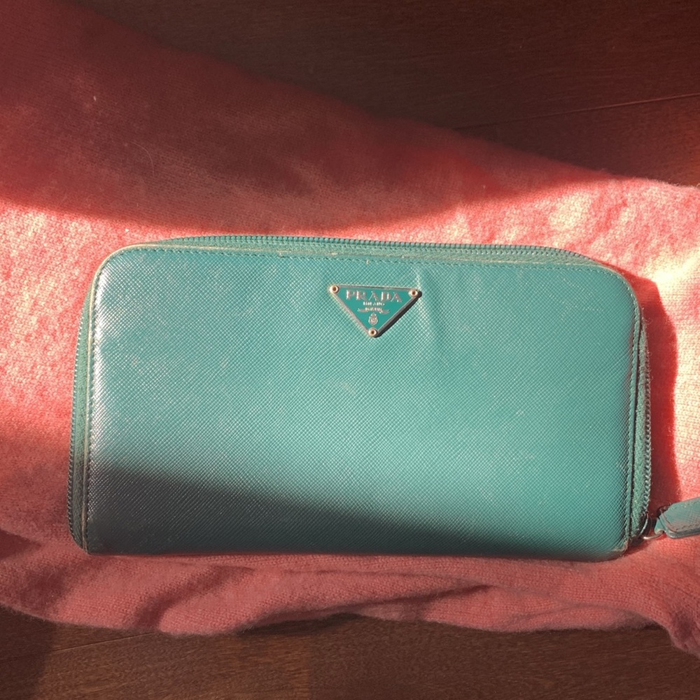PRADA WALLET - Picture 12 of 15